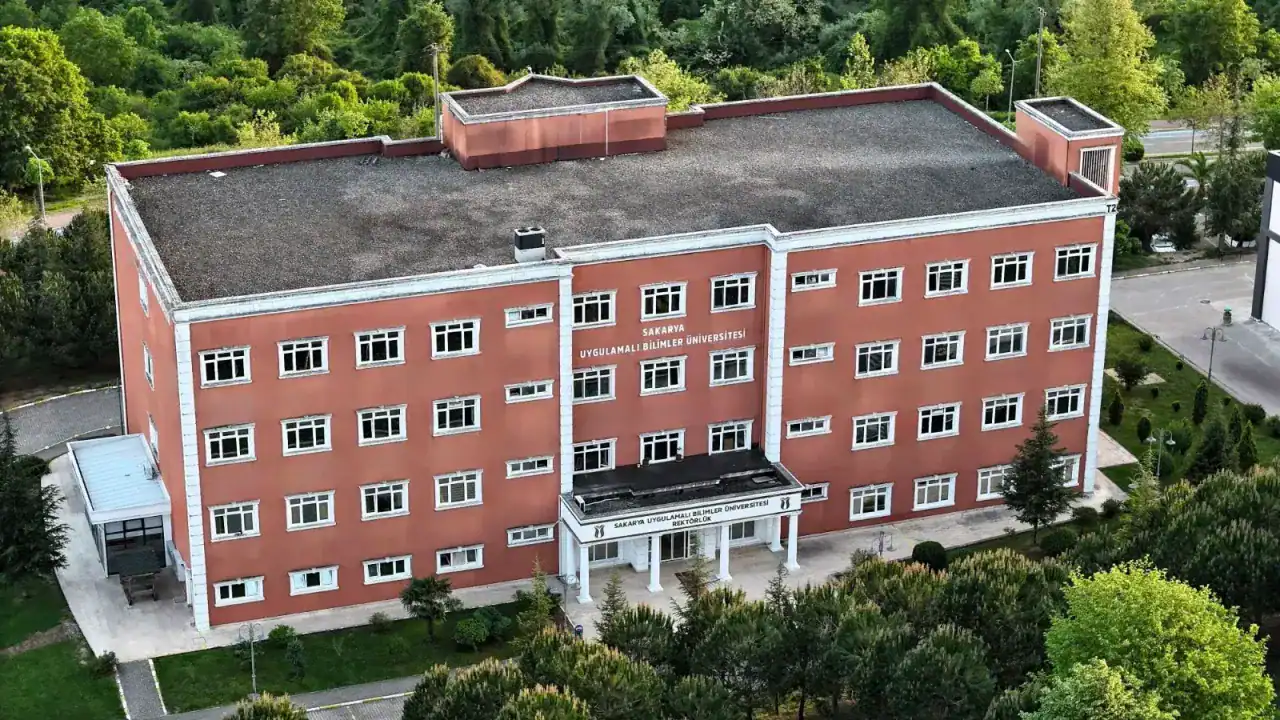 SUBÜ, QS Avrupa 2026 Sıralamasında İlk Kez Yer Alarak Batı Asya'da 79. Sıraya Yükseldi