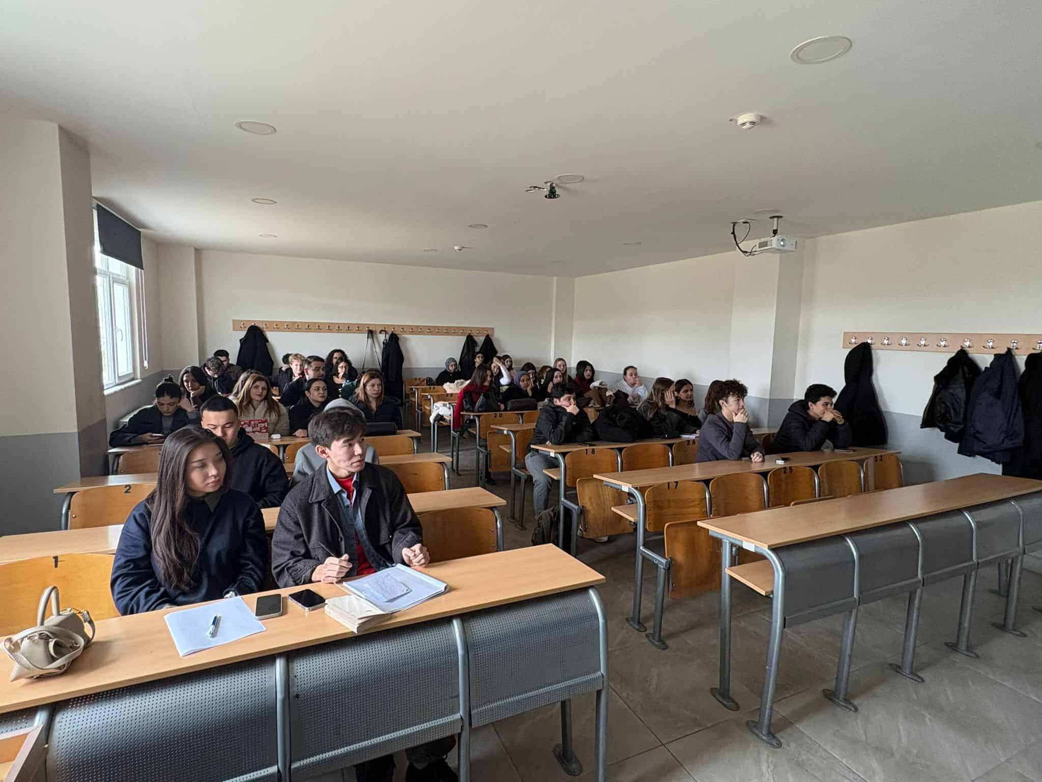 Türkiye ve Birleşik Krallık Ticari İlişkileri Üniversitenin İlk Ders Etkinliğinde Gündeme Taşındı