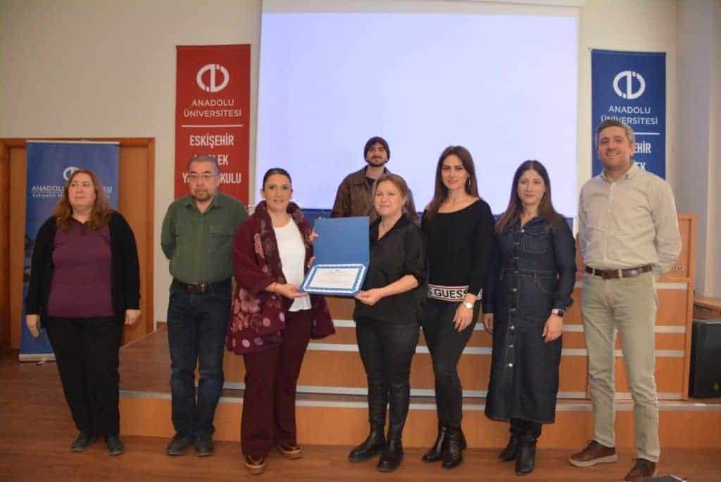 Anadolu Üniversitesi’nde Yapay Zekâ ile Dış Ticarette Yeni Yaklaşımlar ve Uygulamalar Tartışıldı