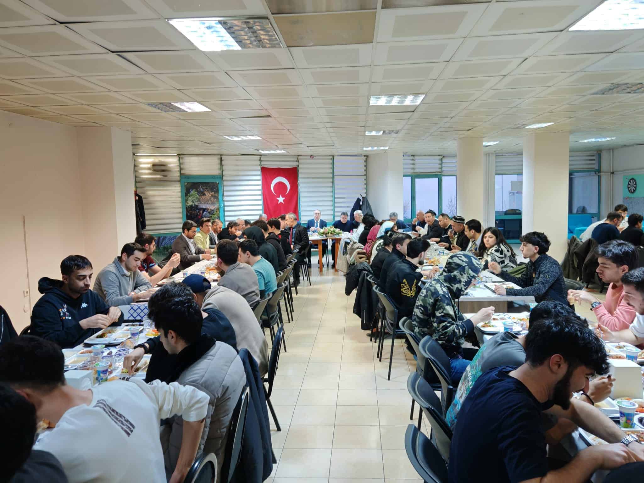 Balıkesir Üniversitesi'nde Ramazan Buluşmasında Dayanışma ve Teşekkür