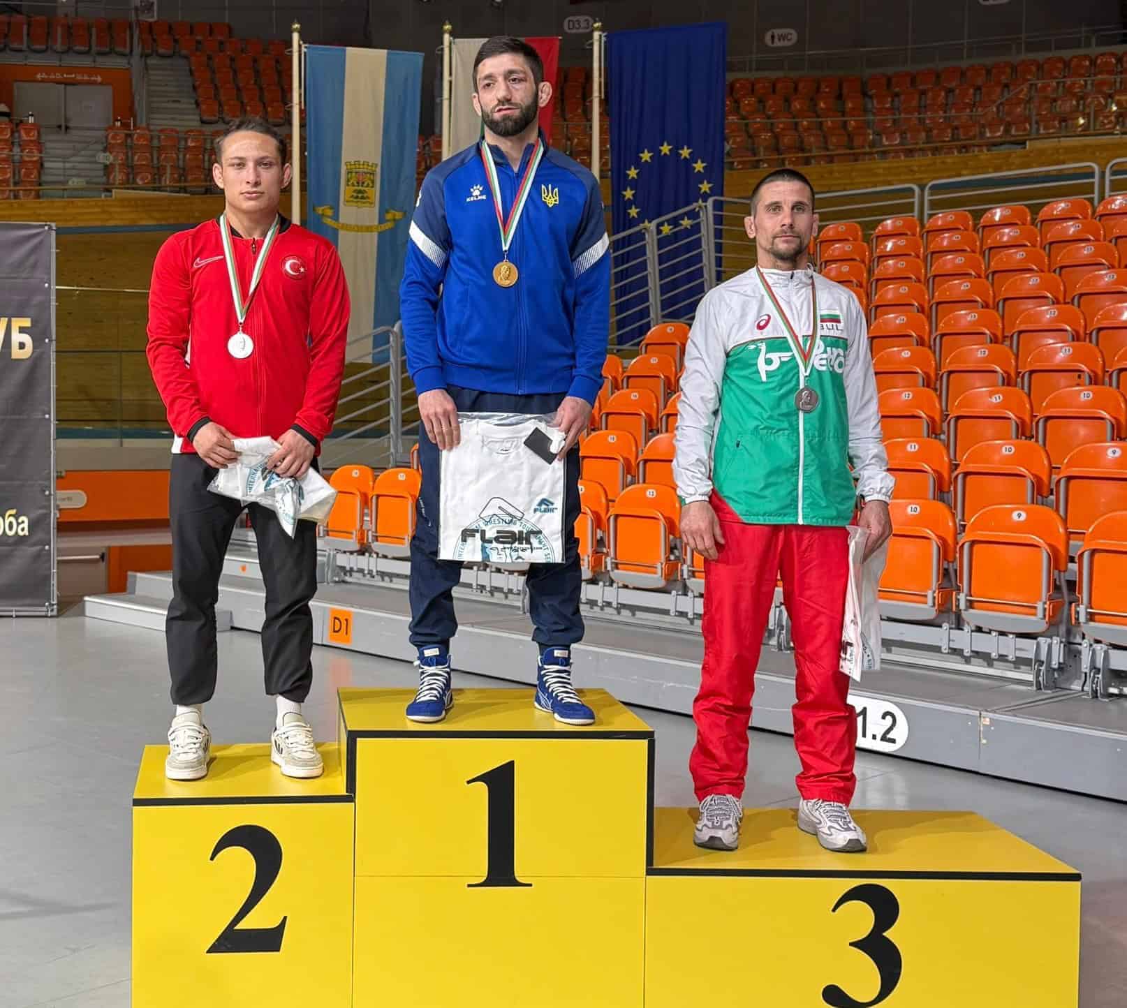 Muhammed Emin Çakır, Uluslararası Organizasyonda Gümüş Madalya ile Üniversitemizi Gururlandırdı