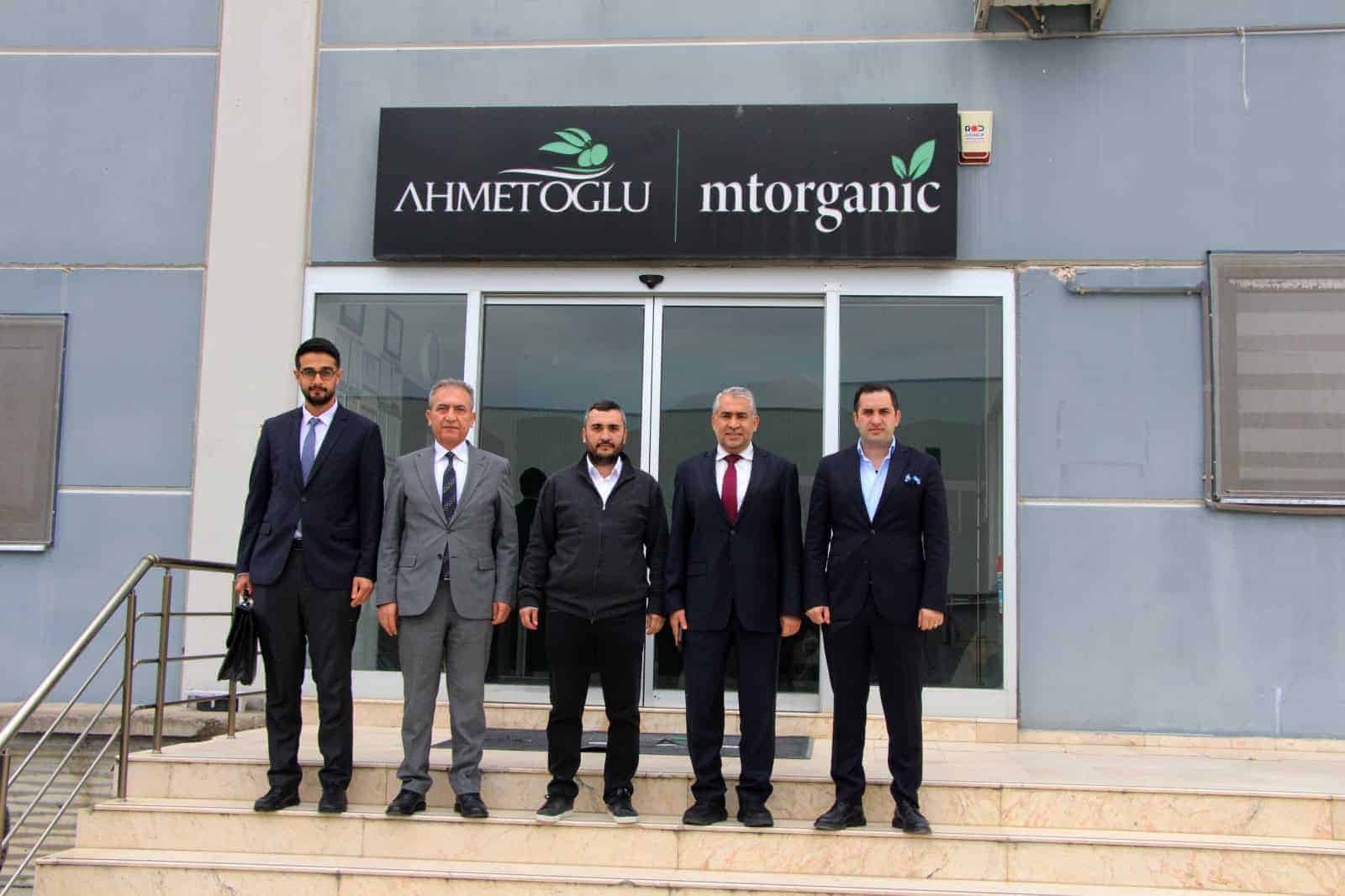 Rektör Prof. Dr. Bülent Kent’ten Ahmetoğlu Konserve Tarım ve Gıda Ltd. Şti.’ye İş Birliği Ziyareti