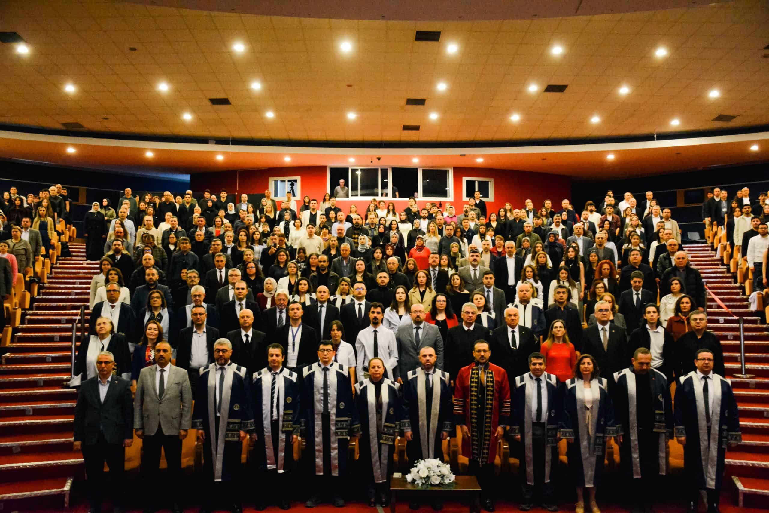 Üniversitemizde 14 Mart Tıp Bayramı Töreniyle Tıp Eğitiminin Önemi Vurgulandı