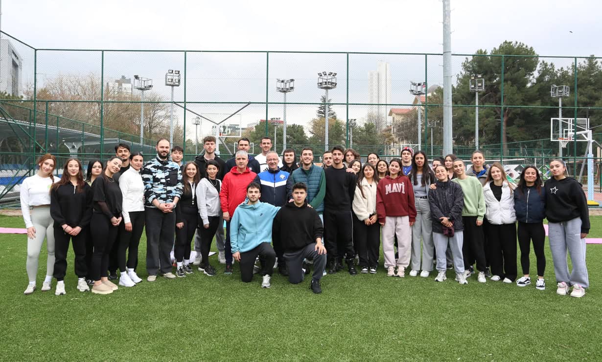 Antrenman ve Hareket Topluluğu, Öğrencileri Fiziksel Aktiviteyle Buluşturdu