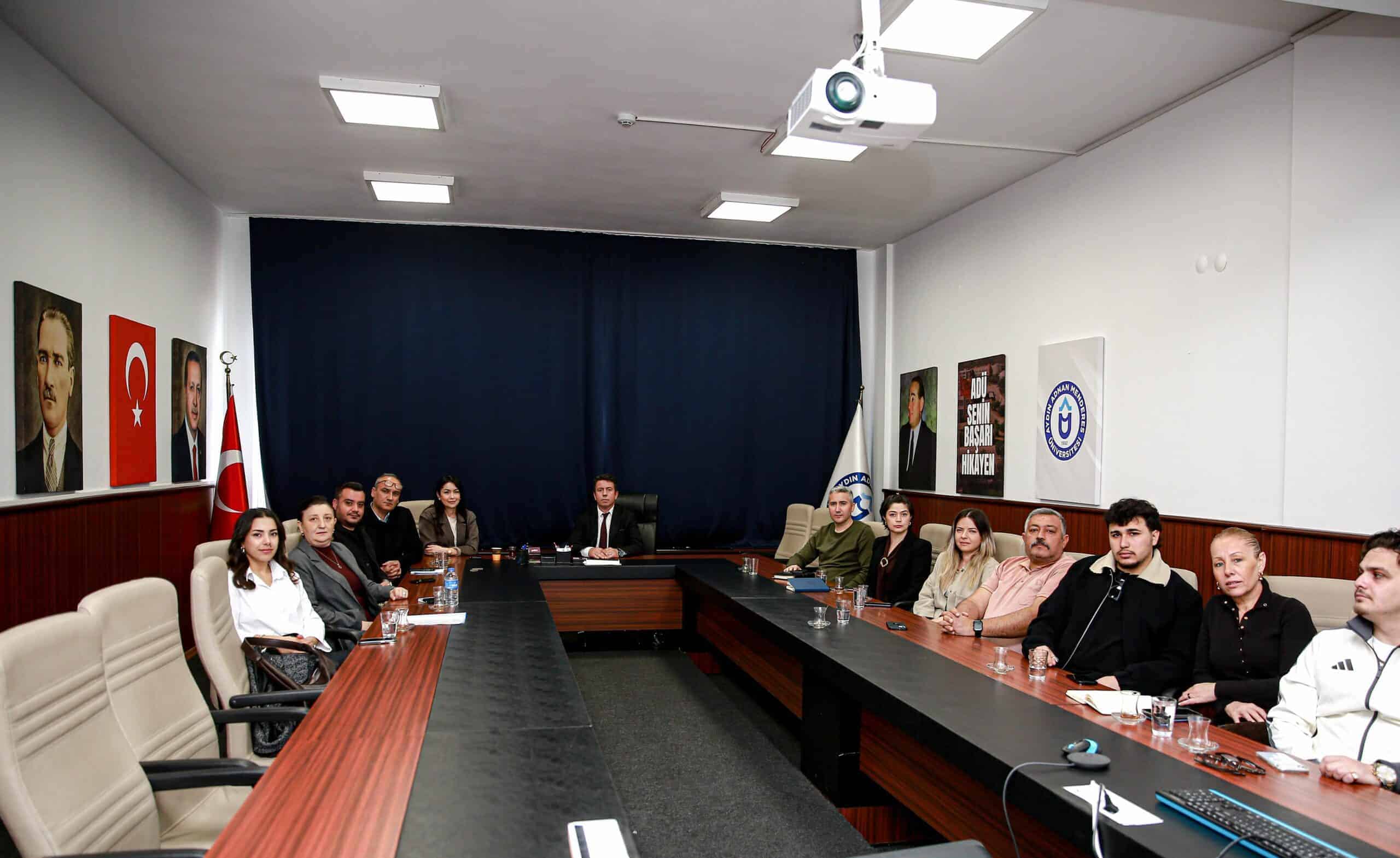 Üniversitemizde Kamu İhale Kanunu Eğitimi İdari Personelin Katılımıyla Tamamlandı