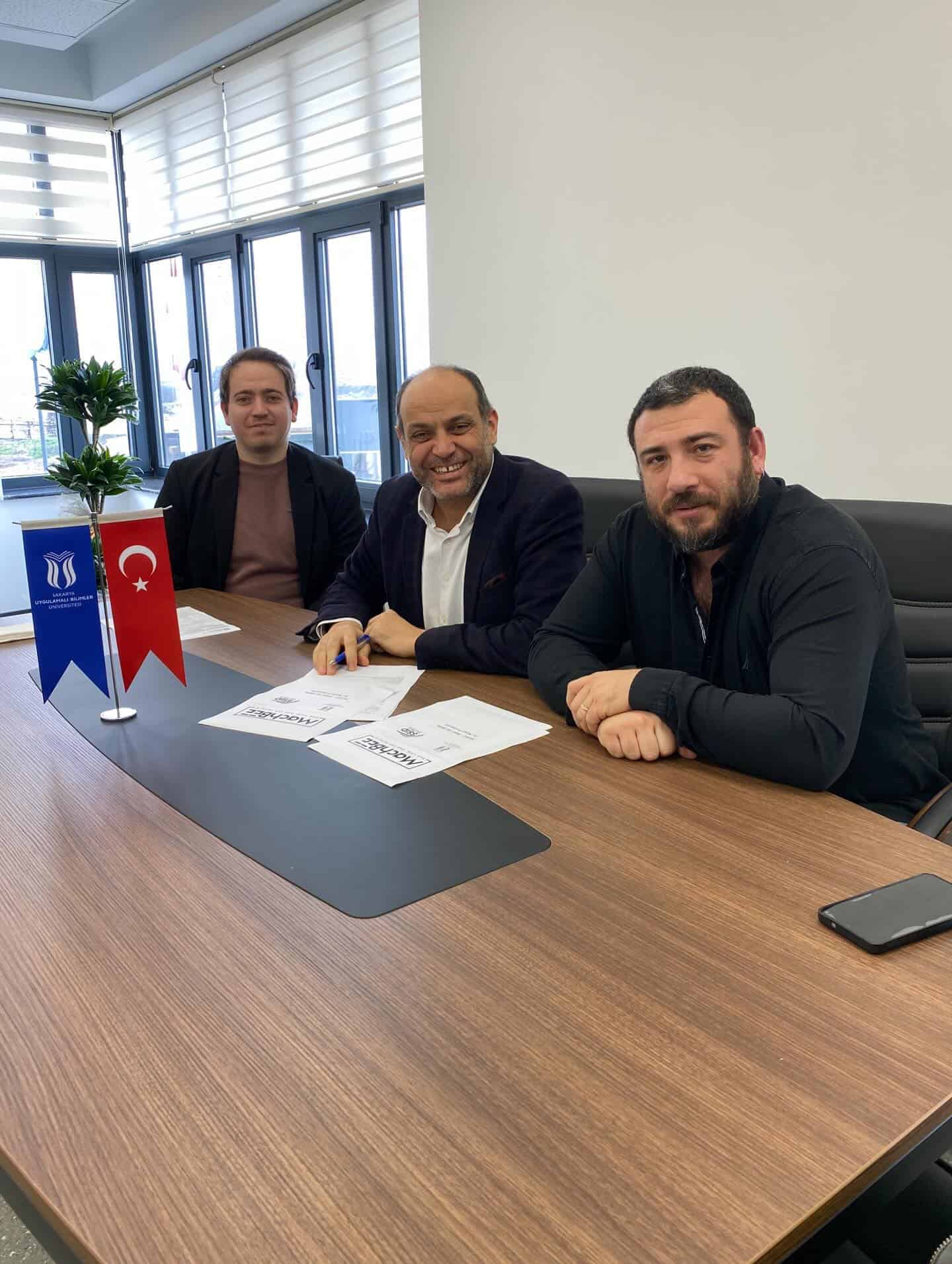 Yüksekokulumuz ve MachBEE Arasında Eğitimde Dijitalleşme İçin İş Birliği Protokolü İmzalandı