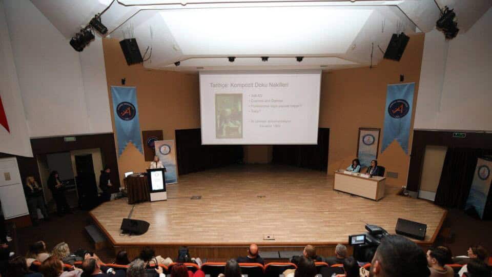 Akdeniz Üniversitesi'nde Fizyoterapi Kongresiyle Disiplinler Arası Dayanışma Öne Çıktı