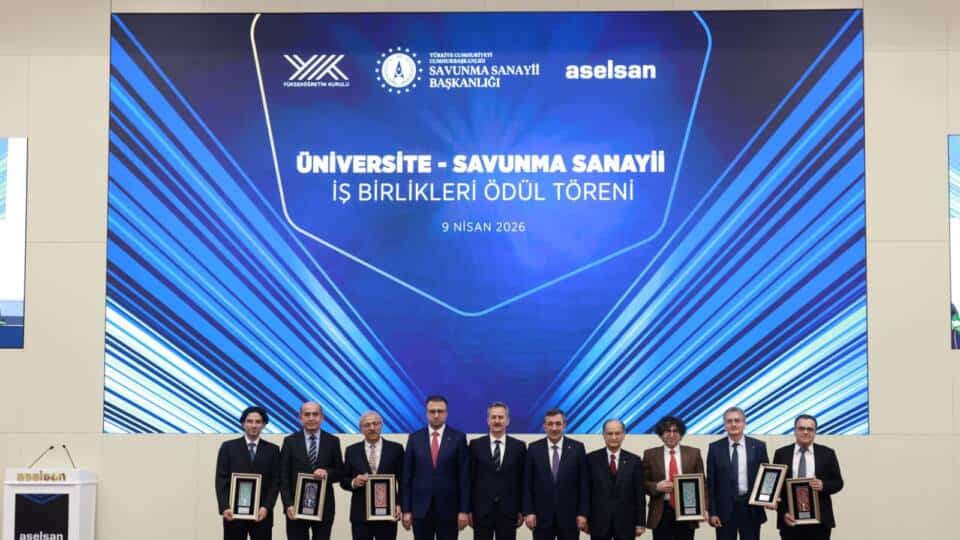 GTÜ’den Prof. Dr. Sedat Alkoy’a ASELSAN’dan Üniversite-Savunma Sanayii İş Birliği Ödülü