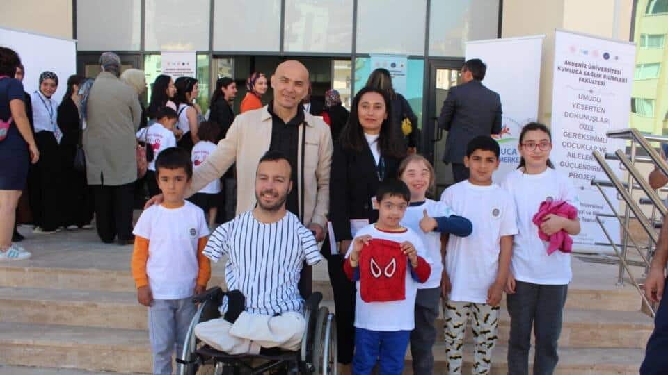 Akdeniz Üniversitesi’nden Özel Gereksinimli Çocuklara Destek Projesi ÜNİFEST’te Finalde