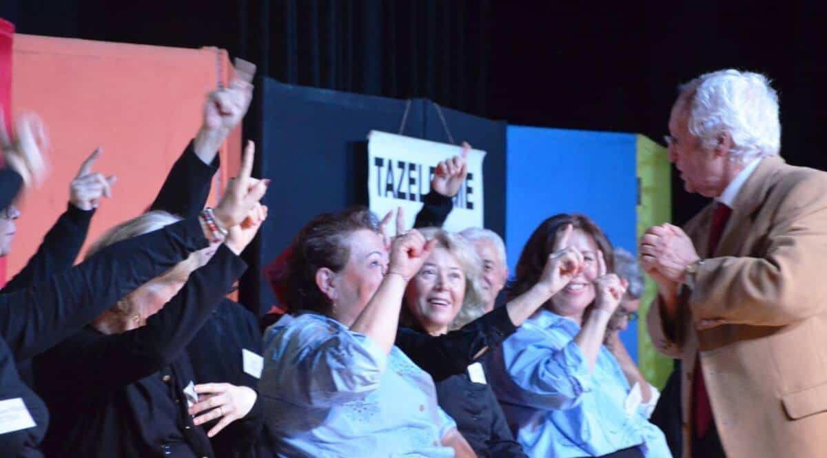 Balıkesir Üniversitesi’nde 60+ Tazelenme Üniversitesi Öğrencilerinden Dikkat Çeken Tiyatro Gösterisi