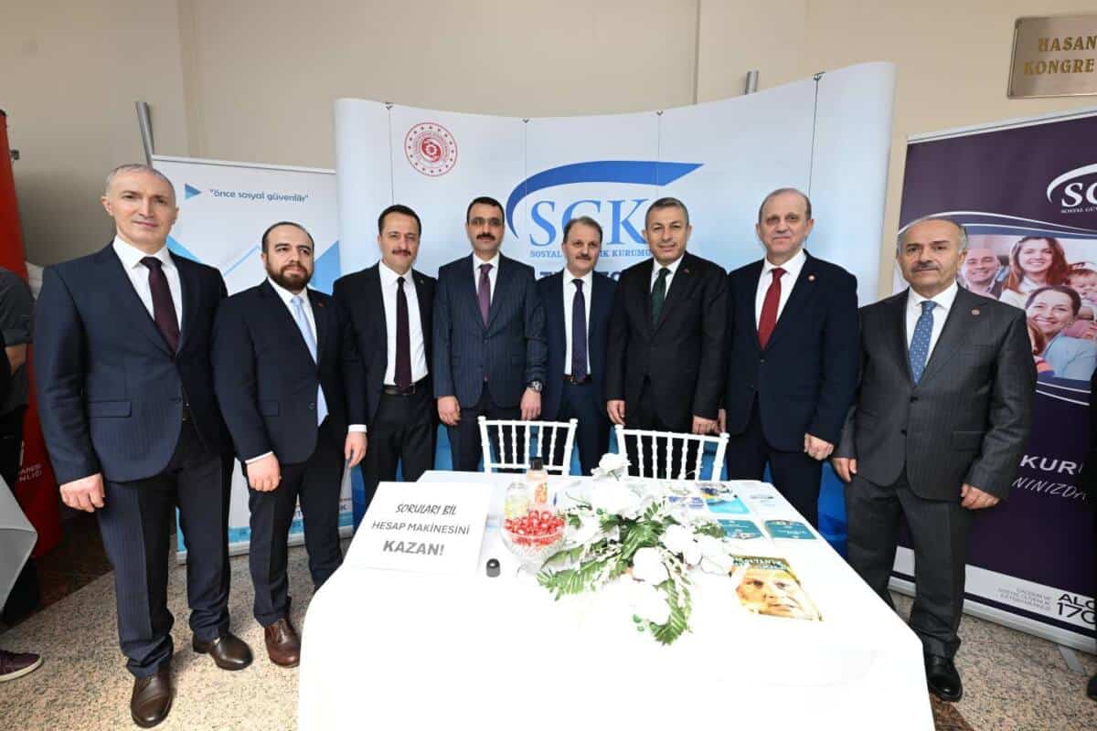 DOKKAF’26 Doğu Karadeniz Kariyer Fuarı Üniversitemizde Gençlerle Buluştu