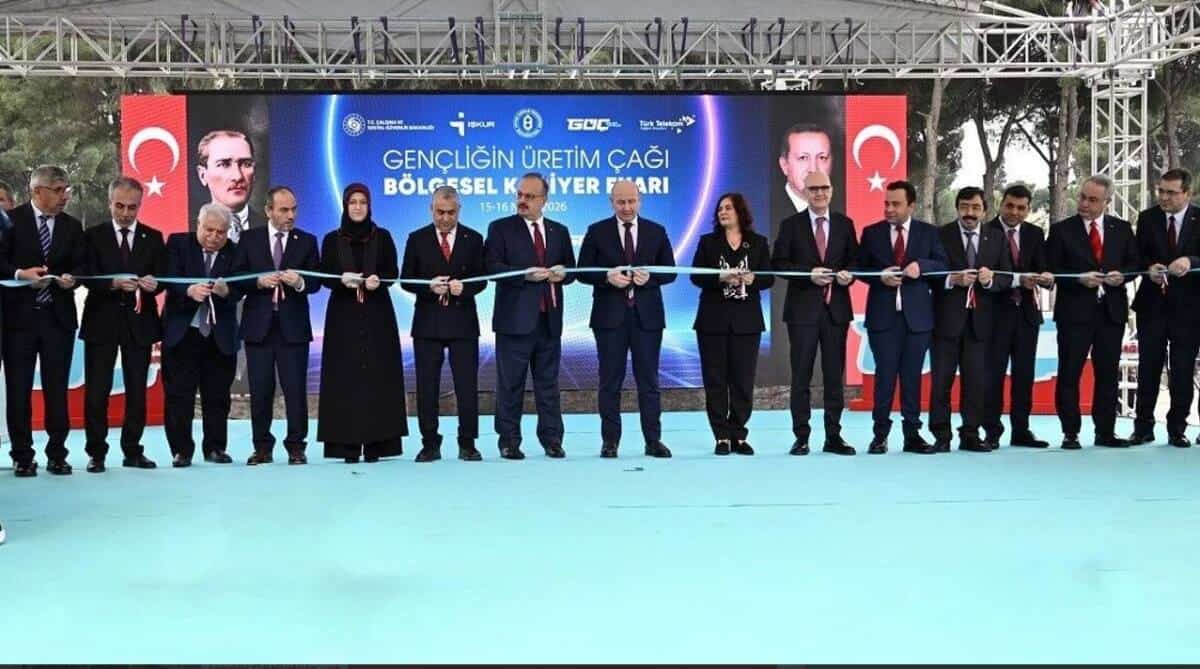 İKÇÜ, EGEKAF 2026 Fuarında Öğrencilerle ve Sektör Temsilcileriyle Buluştu