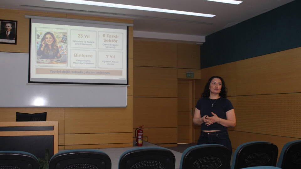 Sakarya Üniversitesi’nde Müzakere ve Karar Alma Becerileri Kariyer Programında Konuşuldu