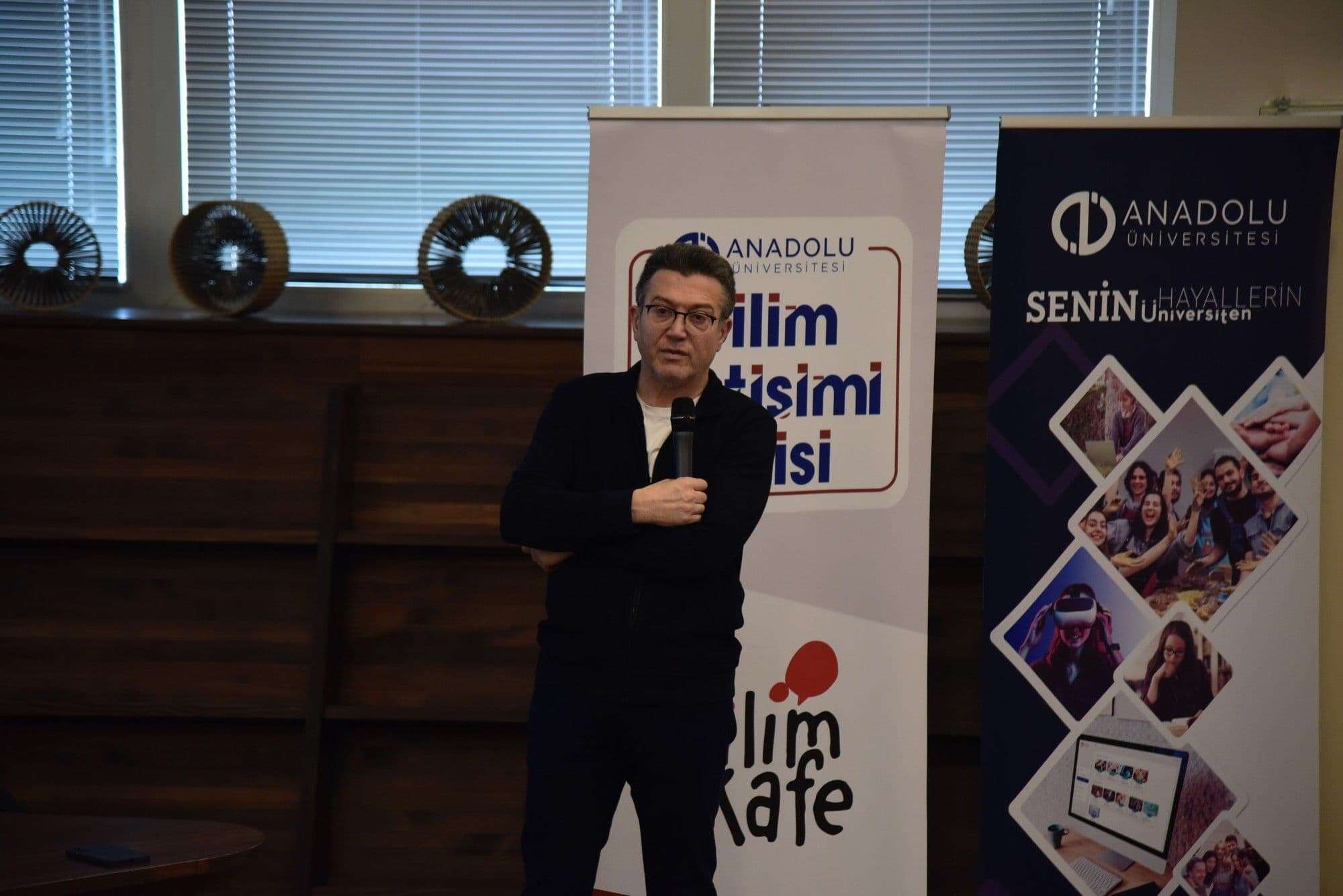 Kadın Sağlığı ve HPV Aşısı Üzerine Bilgilendirici Söyleşi Anadolu Üniversitesi’nde Yapıldı