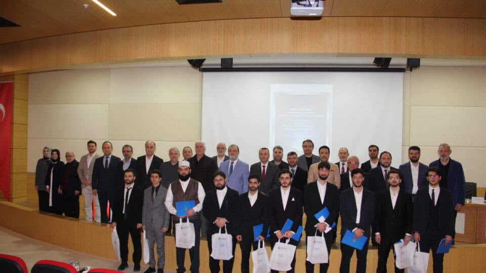 SAÜ'de Kur’an-ı Kerim’i Güzel Okuma Yarışması Bölge Finali Gerçekleşti