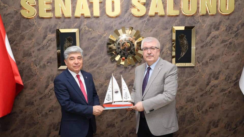 Teknoloji Fakülteleri Dekanları Konseyi 18. Toplantısı Sinop Üniversitesi'nde Başladı