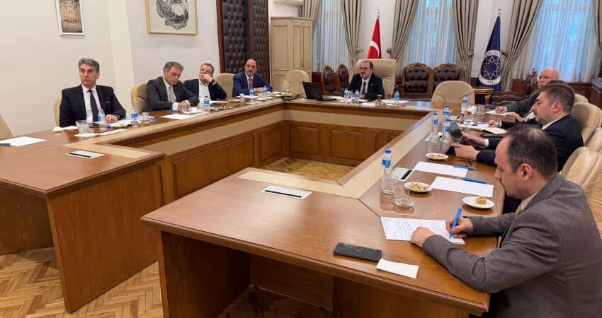 YTÜ’de Danışma Kurulu: Kalite, Yapay Zeka ve Öğrenci Odaklı Dönüşüm Adımları Masaya Yatırıldı
