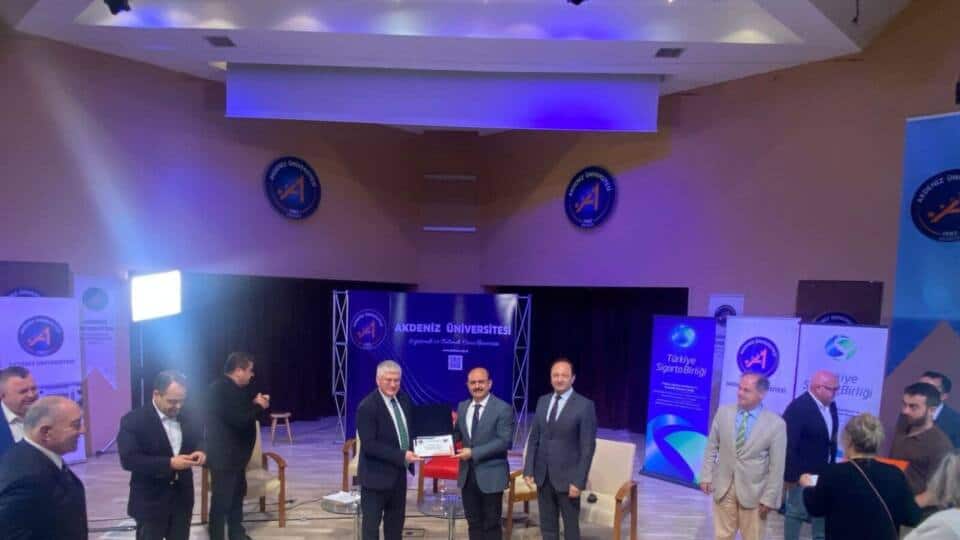 Akdeniz Üniversitesi’nde Sigortacılıkta Kariyer ve Teknoloji Odağında Buluşma Gerçekleşti
