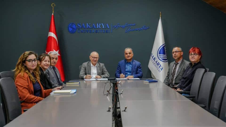 Sakarya Üniversitesi ve Keskin Kimya Emaye Sektöründe Eğitim ve Araştırma İçin Protokol İmzaladı