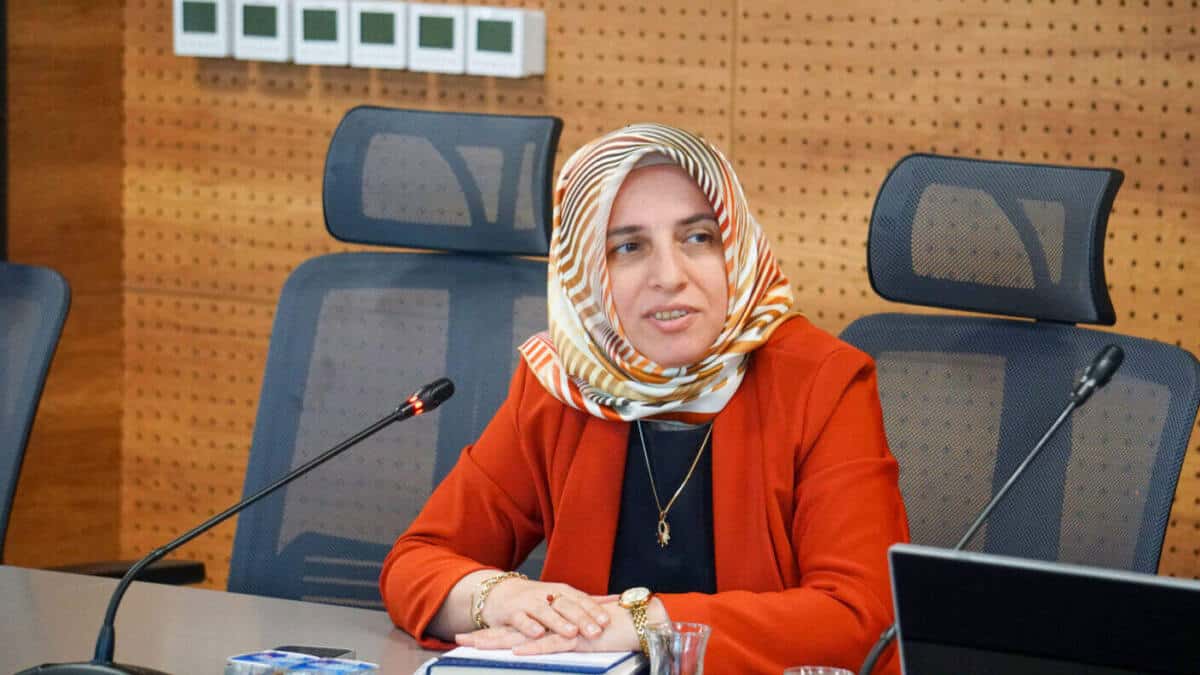 SAÜ İşletme Fakültesi Danışma Kurulu, Eğitimde Sektör İş Birliğini Güçlendirmek İçin Toplandı