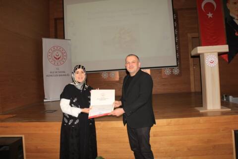 Sakarya’da Mahremiyet ve Dijital Güvenlik Eğitimi: Öğretmenlere Yönelik Güncel Yaklaşımlar Paylaşıldı