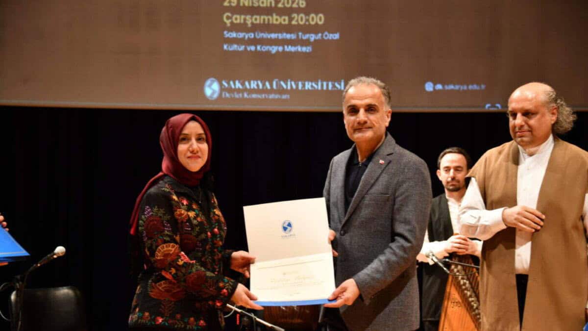 Sakarya Üniversitesi'nde Kâdirî İlâhiler Konseriyle Tasavvuf Müziği Gecesi